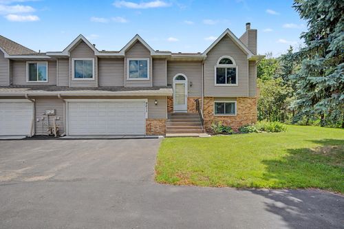 9211 Upland Ln N, Maple Grove, MN, 55369-8454 | Card Image