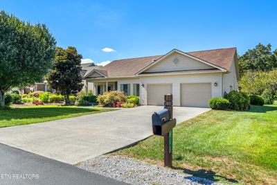 212 Cheestana Way, House other with 3 bedrooms, 2 bathrooms and null parking in Loudon TN | Image 3