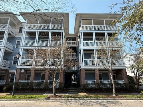 8333 N View Blvd, Norfolk, VA, 23518-3561 | Card Image