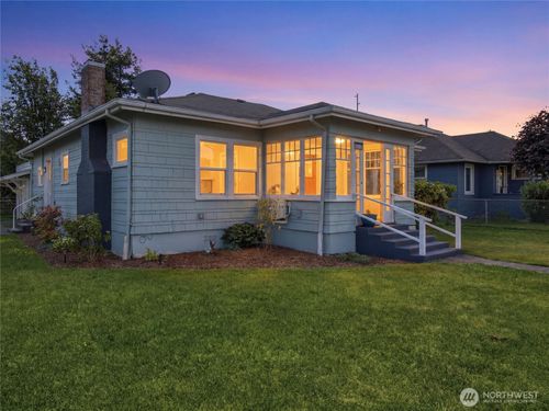 1003 W Market Street, Aberdeen, WA, 98520 | Card Image