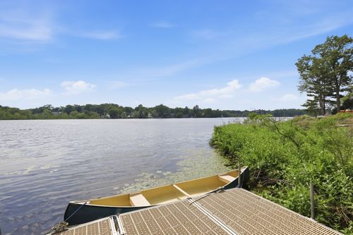 23 Shore Rd, North Reading, MA, 01864-1251 | Card Image