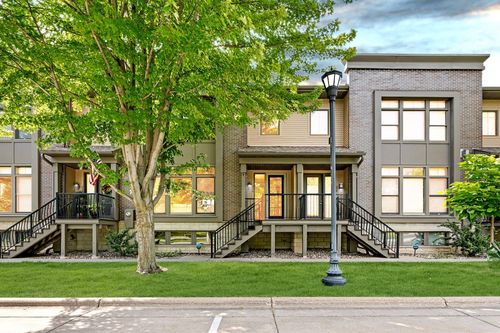 326 E Travelers Trl, Burnsville, MN, 55337-2885 | Card Image
