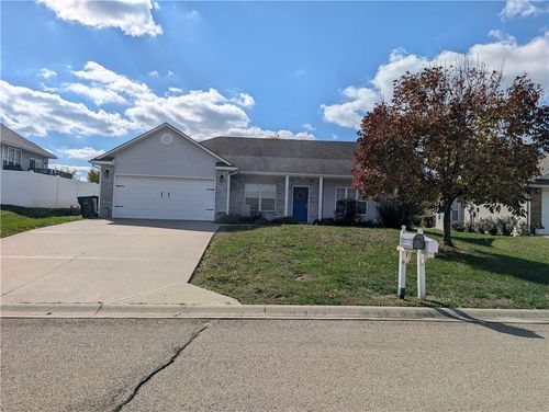 1226 Cypress Ct, Warrensburg, MO, 64093-8105 | Card Image