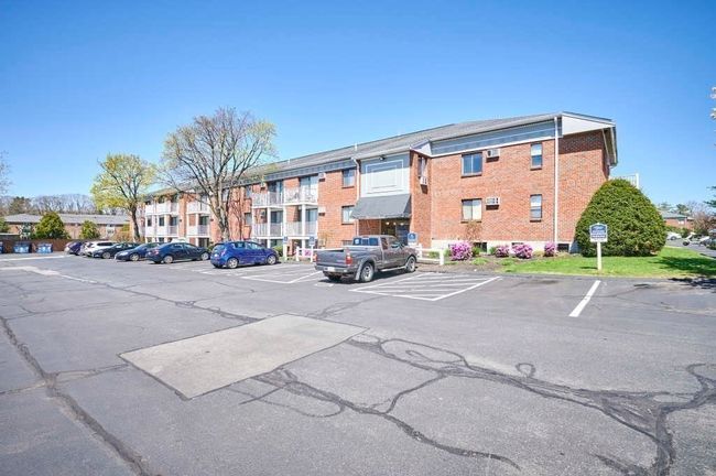 APT-215 - 740 Farm Rd, Condo with 2 bedrooms, 1 bathrooms and 2 parking in Marlborough MA | Image 24