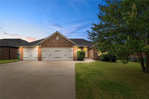 205 Callie Ln, Centerton, AR, 72719-9318 | Card Image