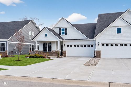 811 Stone Trace Ct, Avon, IN, 46123-1304 | Card Image