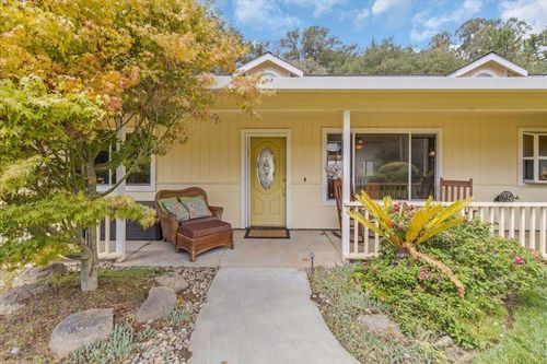 817 Lewis Rd, Royal Oaks, CA, 95076-9345 | Card Image