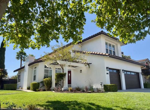 295 Berkshire Dr, Morgan Hill, CA, 95037-3074 | Card Image
