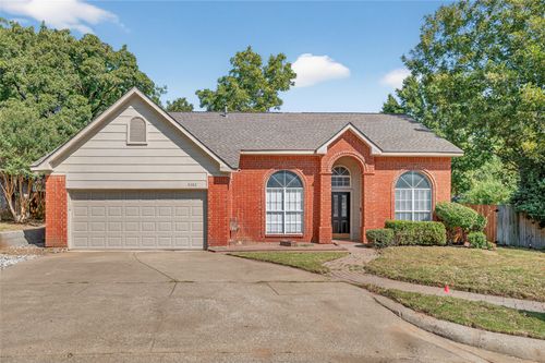 4282 Hearthside Dr, Grapevine, TX, 76051-6532 | Card Image