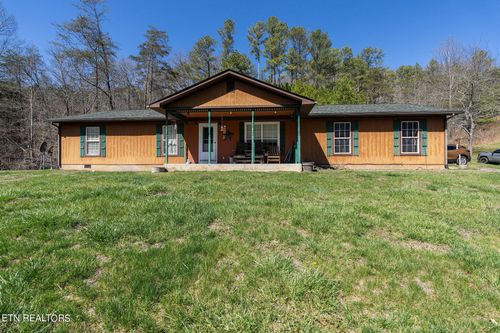 342 Elrod Falls Rd, Thorn Hill, TN, 37881-5413 | Card Image