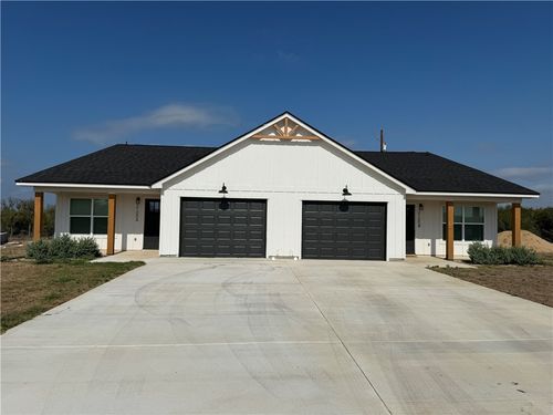1-2105 Vista Rosa, Three Rivers, TX, 78071 | Card Image