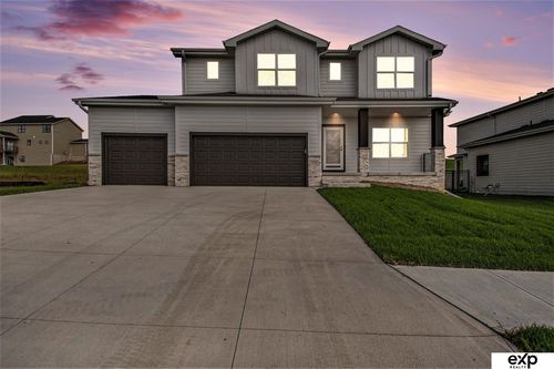 11101 S 217th St, Gretna, NE, 68028-3843 | Card Image