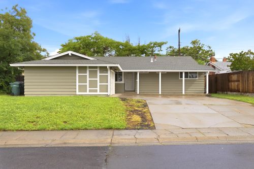 5828 Shenandoah Dr, Sacramento, CA, 95841-2314 | Card Image