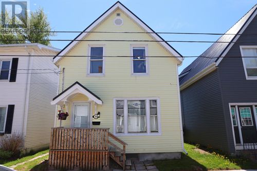 68 Bayfield Street, Charlottetown, PE, C1A2G6 | Card Image