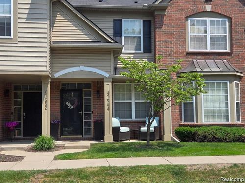 47544 Pembroke Dr, Canton, MI, 48188-7234 | Card Image
