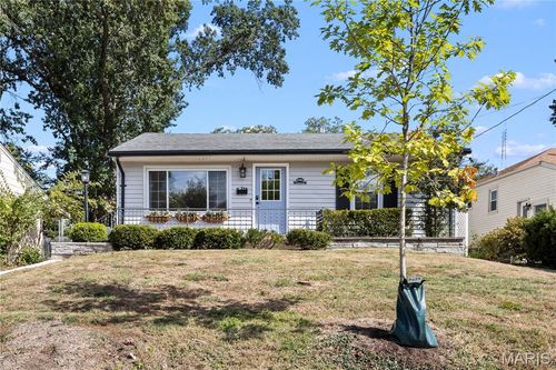 2464 Cecelia Ave, Brentwood, MO, 63144-2513 | Card Image