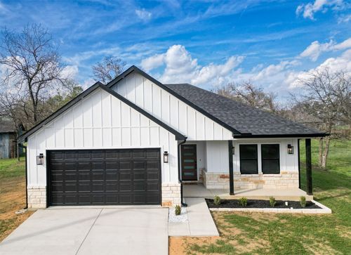 201 Grandview St, Cleburne, TX, 76031 | Card Image