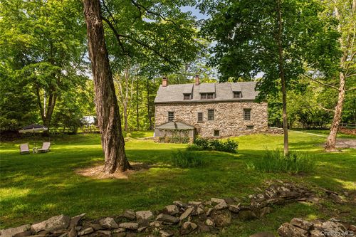 204 Ashokan Rd, Kingston, NY, 12401-7800 | Card Image