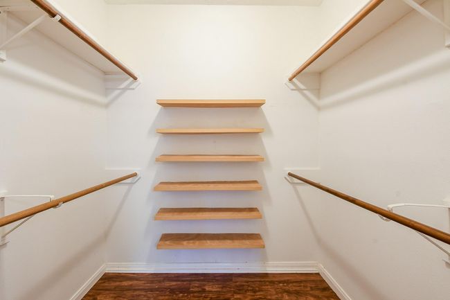 21818 Windsor Castle Dr, House other with 3 bedrooms, 2 bathrooms and 2 parking in Spring TX | Image 23