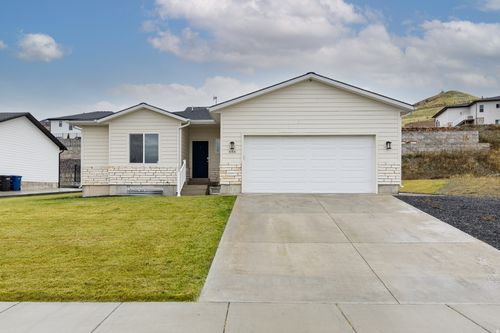656 S 1080 E, Smithfield, UT, 84335 | Card Image