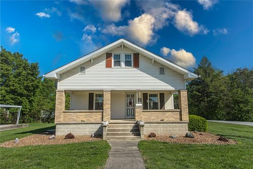 110 E Pleasant St, Greenup, IL, 62428-1132 | Card Image