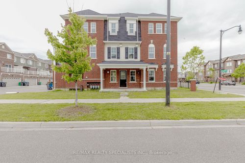 1 Little Minnow Rd, Brampton, ON, L7A4P4 | Card Image