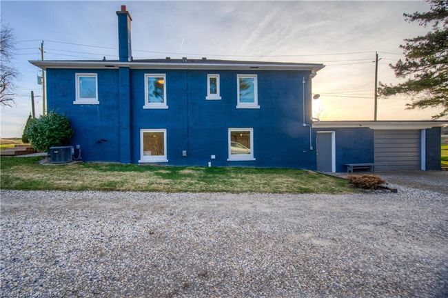 1327 Queen St, House other with 4 bedrooms, 1 bathrooms and 12 parking in New Dundee ON | Image 9
