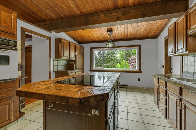 1369 Old Pulaski Rd, House other with 3 bedrooms, 3 bathrooms and 4 parking in Neshannock Twp PA | Image 16