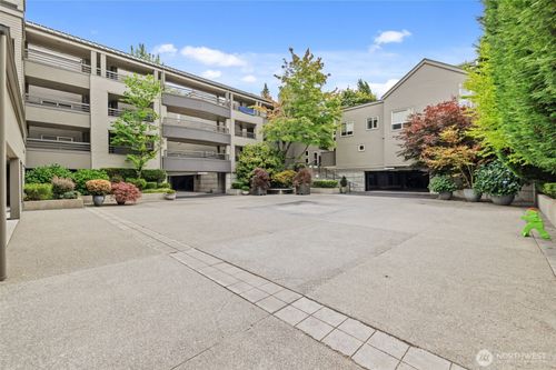 apt-303-501 Kirkland Ave, Kirkland, WA, 98033-6248 | Card Image