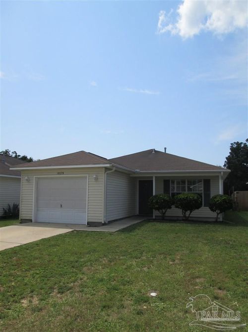 1029 Antigua Cir, Pensacola, FL, 32506-7836 | Card Image