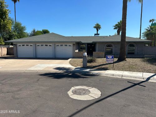 7211 N 46th Ave, Glendale, AZ, 85301-2200 | Card Image