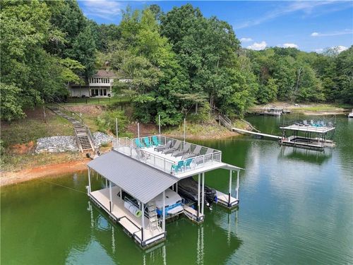 688 Harbor Cv, Gainesville, GA, 30501-1606 | Card Image