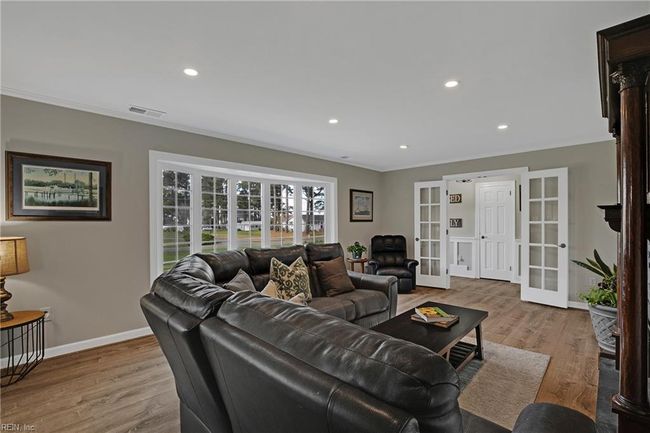 1028 Timberneck Rd, House other with 4 bedrooms, 4 bathrooms and null parking in Deltaville VA | Image 5