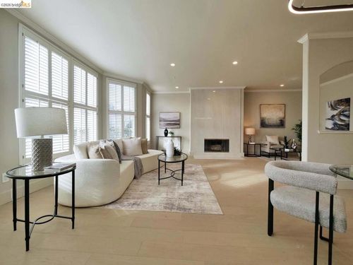 apt-2-2050 2050 Divisadero St, San Francisco, CA, 94115 | Card Image
