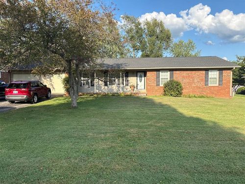2412 Bluegrass Dr, Bowling Green, KY, 42104-4504 | Card Image