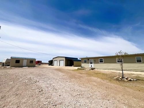 176 S Us Highway 67, Fort Stockton, TX, 79735 | Card Image