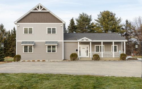 6 Ames Plaza Ln, Walpole, NH, 03608-4402 | Card Image