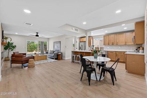 1709 E Frier Dr, Phoenix, AZ, 85020-4413 | Card Image