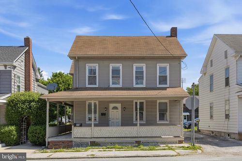 586 Baltimore St, HANOVER, PA, 17331-3317 | Card Image