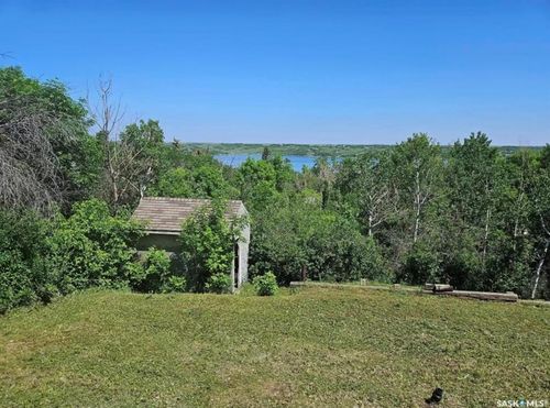 1506 7th Ave, Regina Beach, SK, S0G1B2 | Card Image