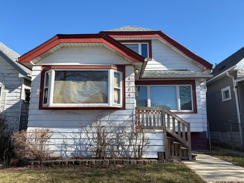 4064 N 18th St, Milwaukee, WI, 53209-6802 | Card Image