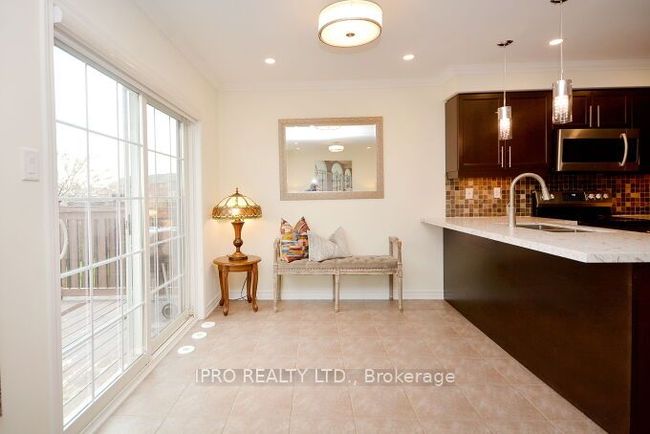 867 Fowles Crt, House attached with 4 bedrooms, 3 bathrooms and 2 parking in Milton ON | Image 25