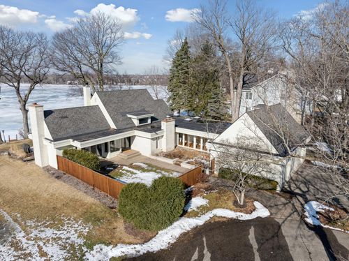 4770 Manitou Rd, Excelsior, MN, 55331-9400 | Card Image