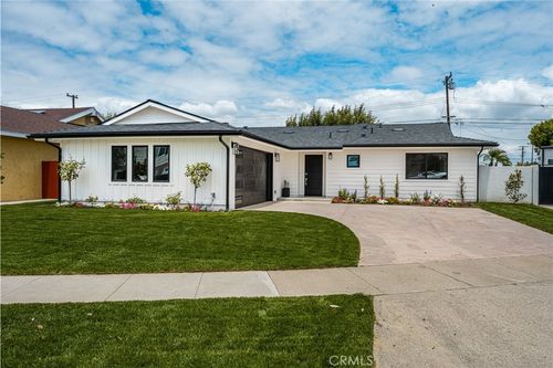 3721 La Colmena Way, Los Alamitos, CA, 90720-4148 | Card Image