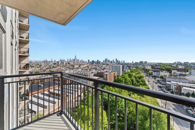 APT-1217 - 100 Manhattan Ave, Home with 2 bedrooms, 2 bathrooms and null parking in Union City NJ | Image 10