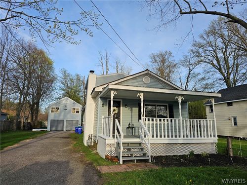 5841 Lakeview Ter, Lake View, NY, 14085-9786 | Card Image