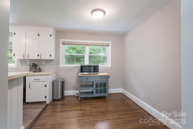 Dining Area | Image 7