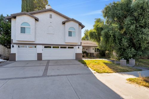 10122 Jovita Ave, Chatsworth, CA, 91311 | Card Image