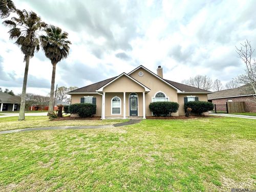 14335 Parkmeadow Dr, Prairieville, LA, 70769-4435 | Card Image