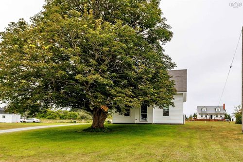 684 Highway 335 Highway, West Pubnico, NS, B0W3S0 | Card Image